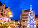 Rzeźbienie sań Mikołaja